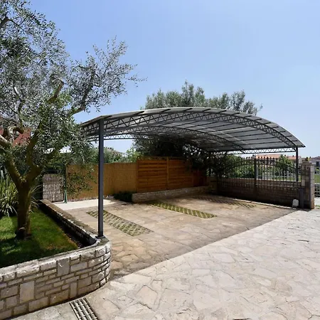 Charmante Lavanda By Interhome Casa vacanze Galižana