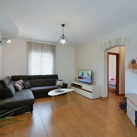 Charmante Lavanda By Interhome Tatil Evi *