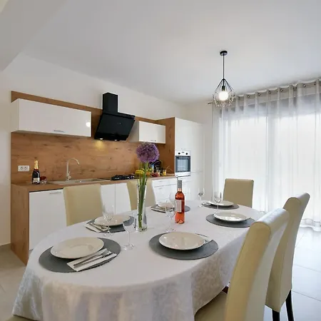 Nyaraló Charmante Lavanda By Interhome